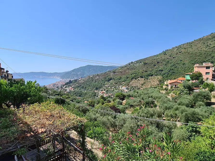 Immagine 4 di Villa in vendita  in Via Margherita Morteo Ollandini 115 a Alassio