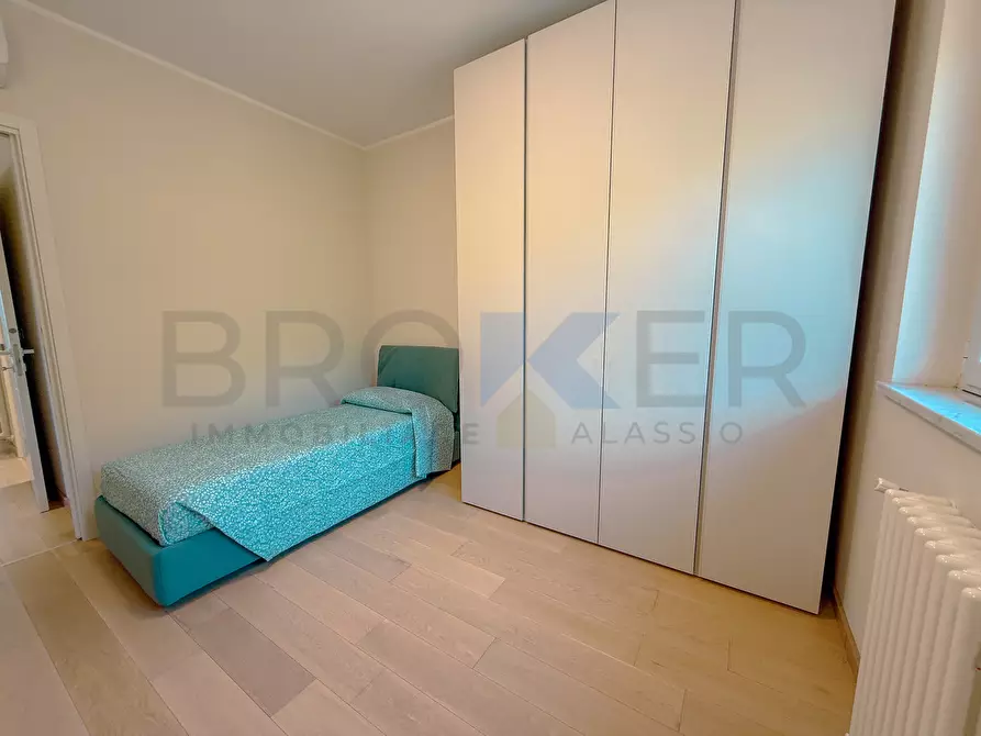 Immagine 31 di Villa in vendita  in Strada Panoramica San Bernardo 116-118 a Alassio