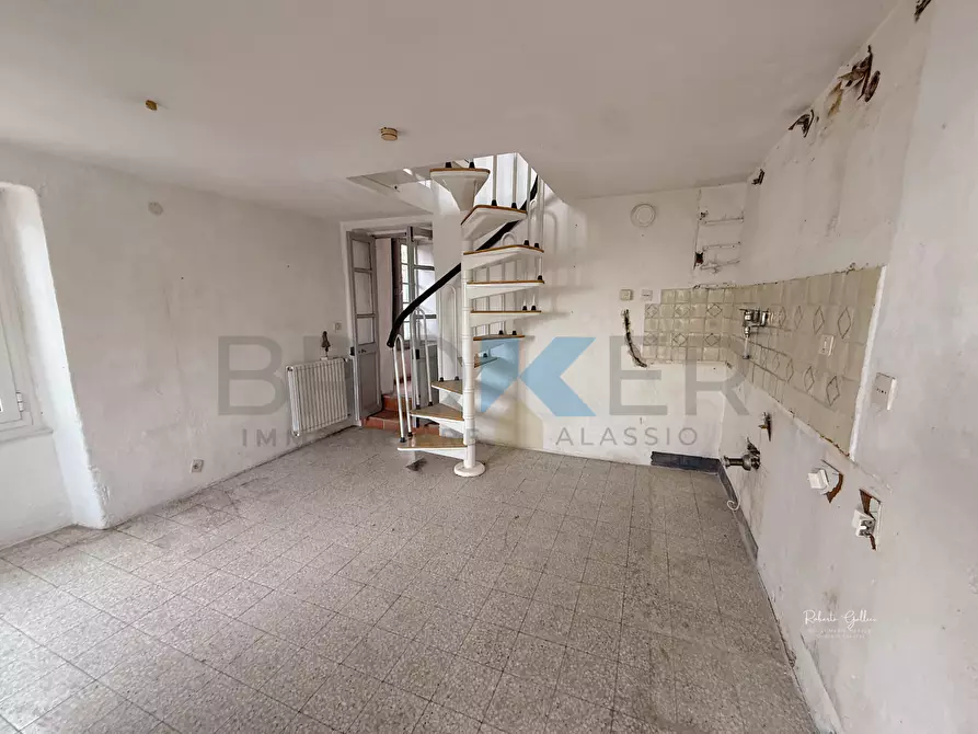 Immagine 14 di Terratetto in vendita  in Via Leon Pancaldo a Alassio