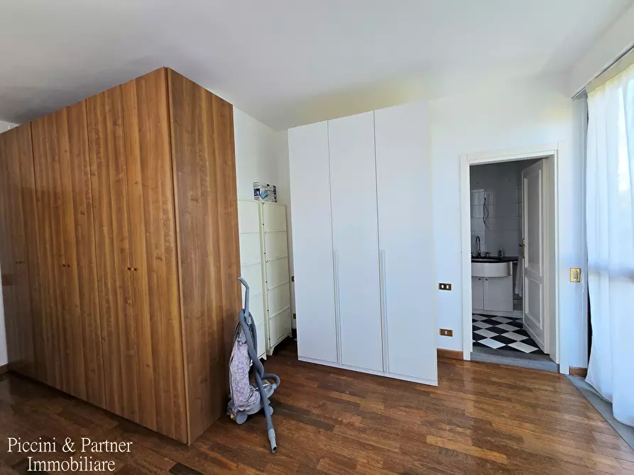 Immagine 44 di Pentalocale in vendita  in Via Orvieto 2 a Perugia