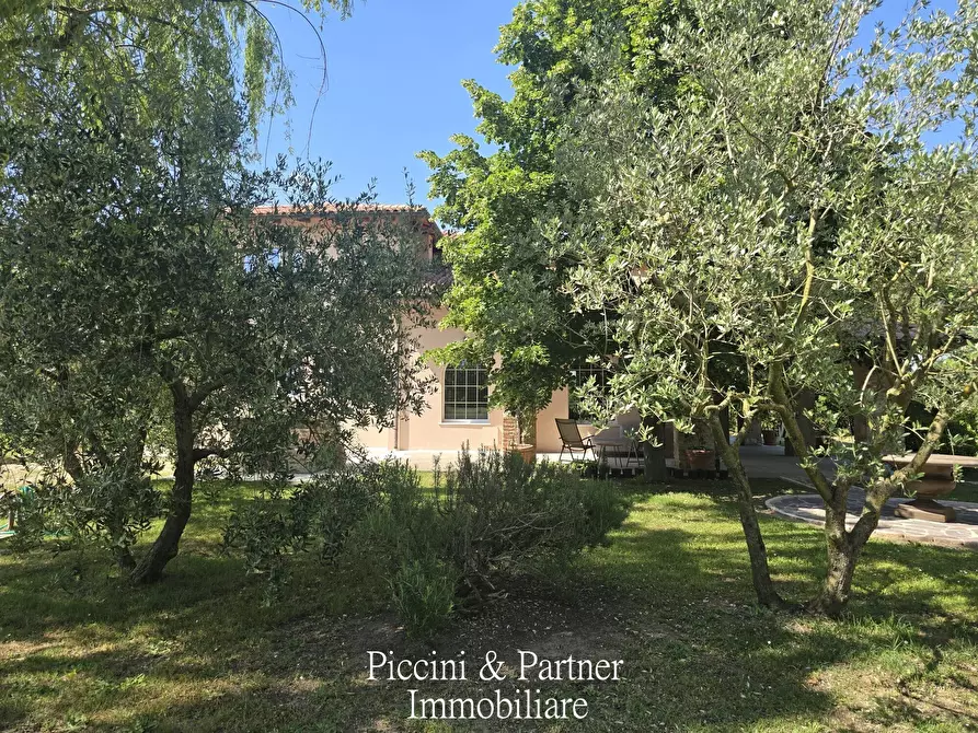 Immagine 90 di Villa in vendita  in Località Castagni 2 a Castiglione Del Lago