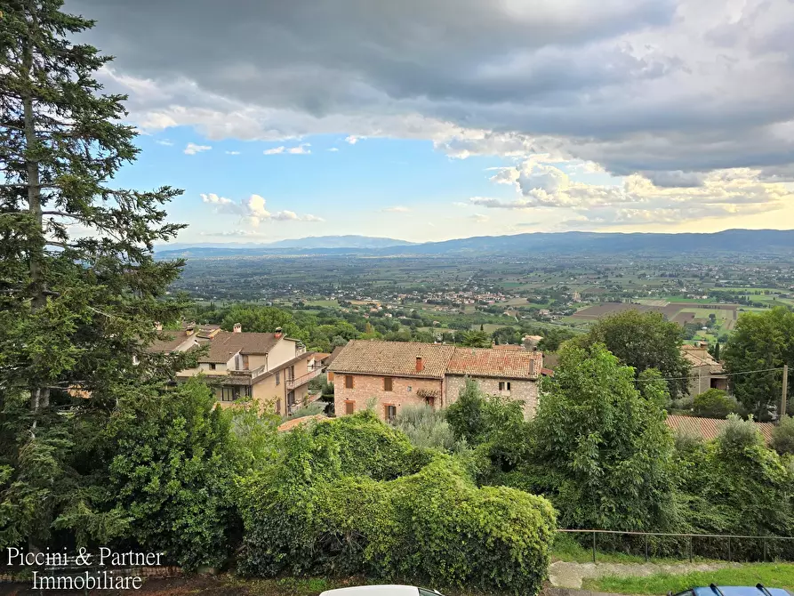 Immagine 35 di Villetta a schiera in vendita  in Via delle Querce 30 a Assisi