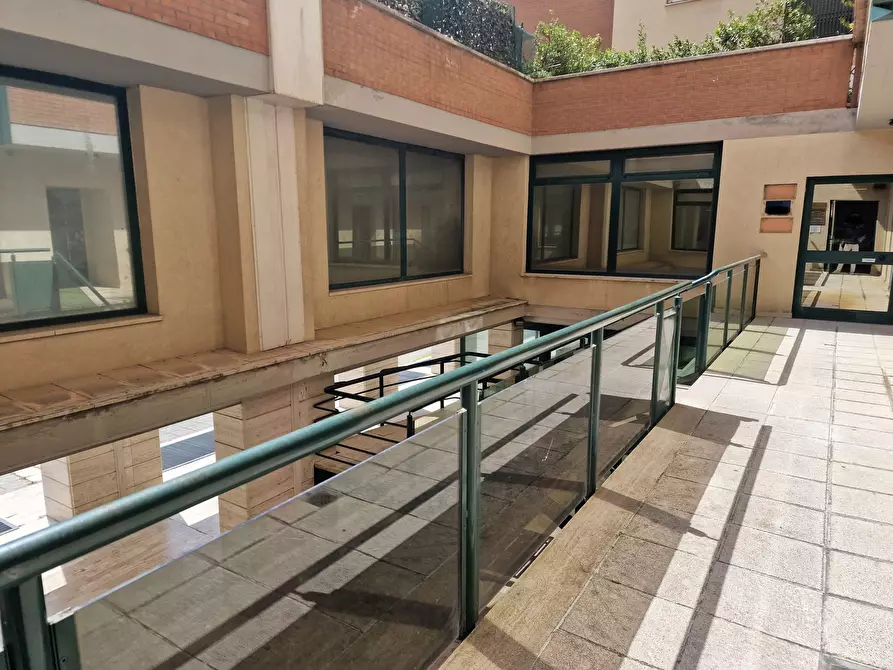 Immagine 25 di Ufficio in vendita  in Via del Macello 31F a Perugia