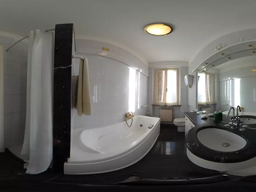 Immagine 62 di Pentalocale in vendita  in Via Orvieto 2 a Perugia