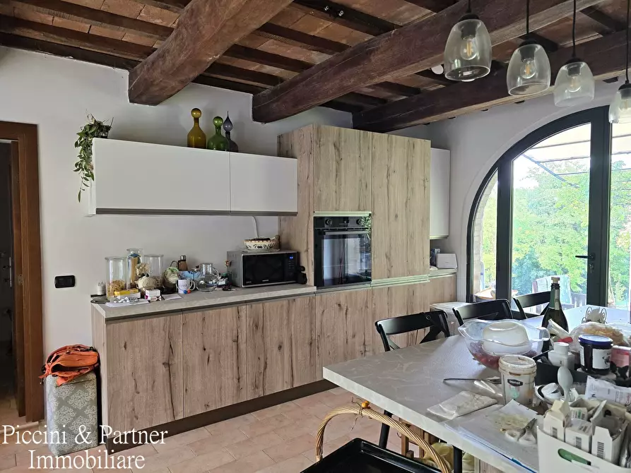 Immagine 18 di Rustico / casale in vendita  in Strada Ponte Resina - Monte Acutello 1 a Perugia