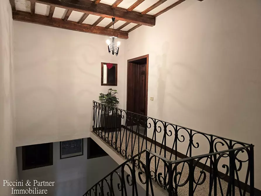 Immagine 3 di Pentalocale in vendita  in Via Orvieto 2 a Perugia