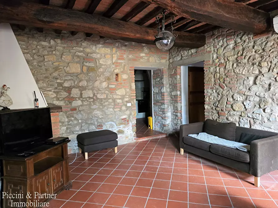 Immagine 12 di Porzione di casa in vendita  in Località Poggetto a Castiglione Del Lago