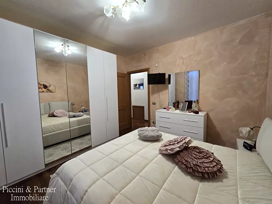 Immagine 37 di Villa in vendita  in C.a. Monsigliolo a Cortona