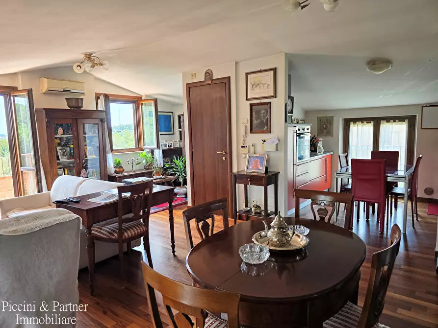 Immagine 33 di Villa in vendita  in Via Lillacci a Perugia