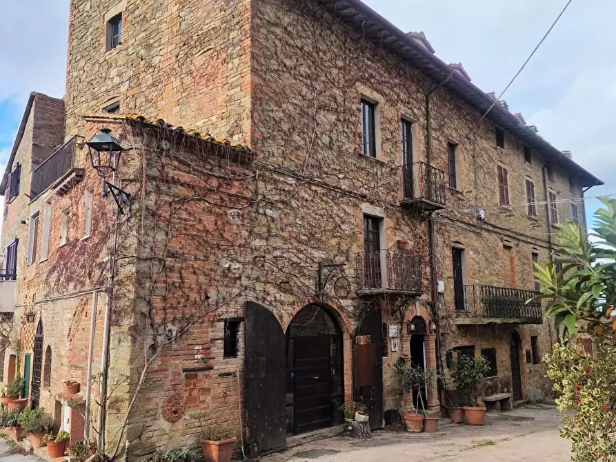 Immagine 26 di Bilocale in vendita  in Via Cenaioli a Magione