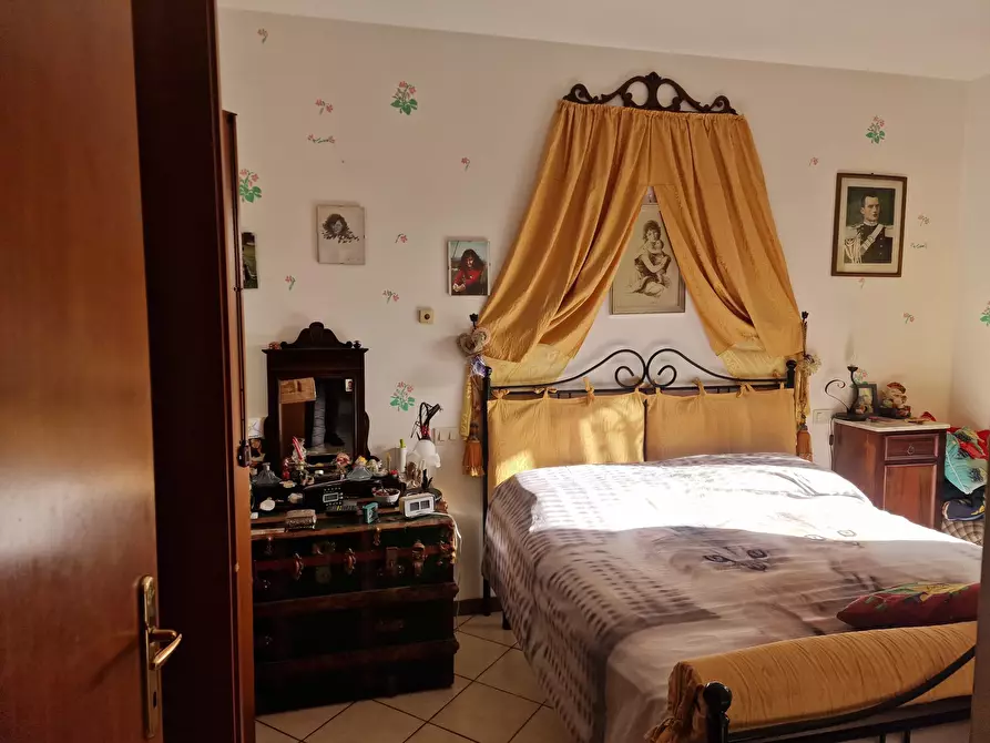 Immagine 36 di Porzione di casa in vendita  in Via Fioretti a Castiglione Del Lago