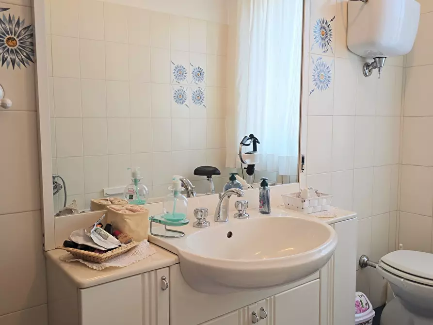 Immagine 31 di Pentalocale in vendita  in Via Italia a Torrita Di Siena