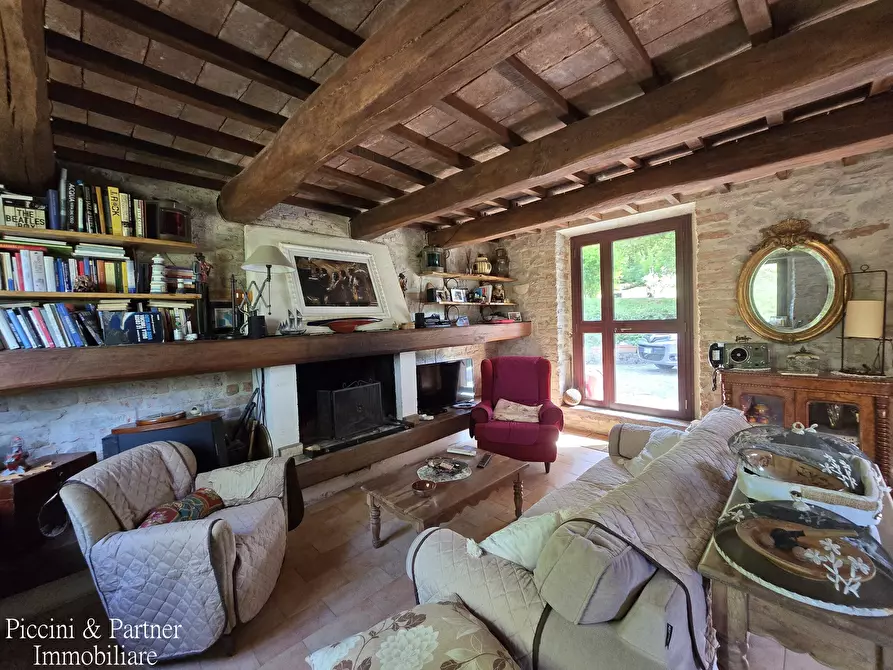Immagine 34 di Rustico / casale in vendita  in Strada Ponte Resina - Monte Acutello 1 a Perugia