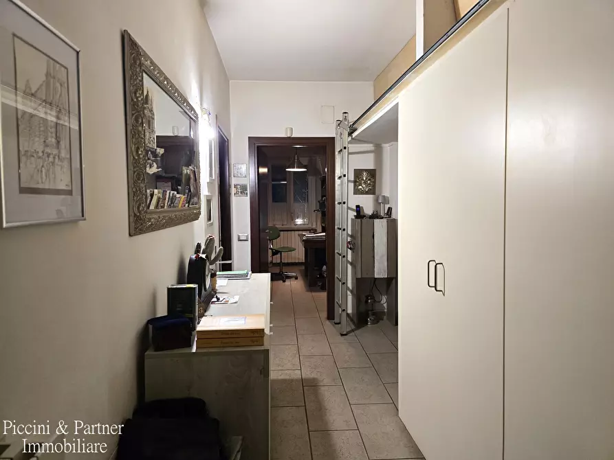 Immagine 10 di Porzione di casa in vendita  in Via della Treggia a Perugia