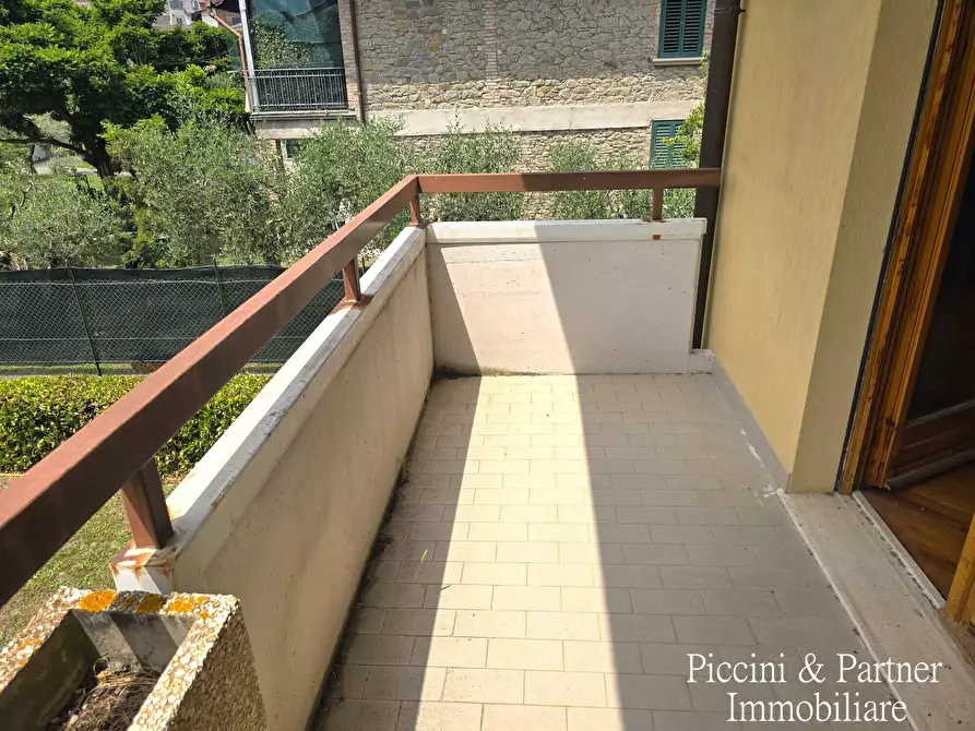 Immagine 18 di Pentalocale in vendita  in Via Maria Montessori a Tuoro Sul Trasimeno