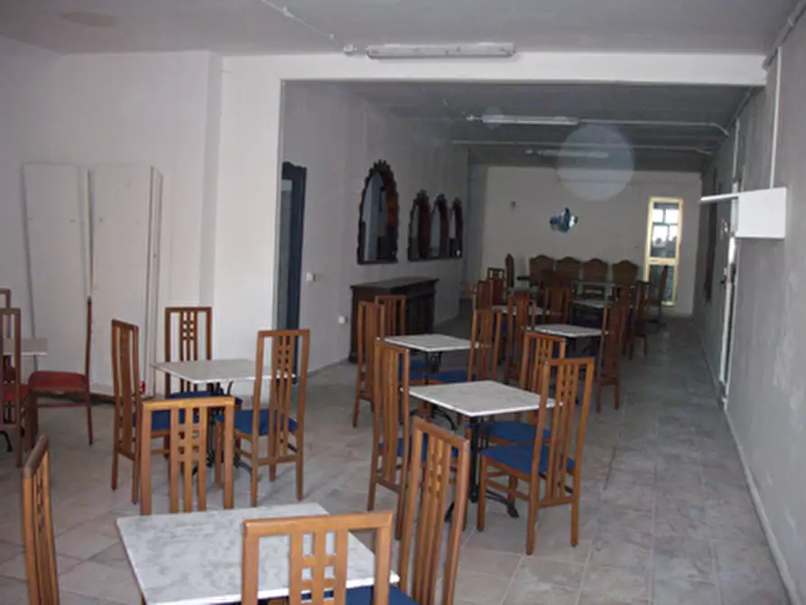 Immagine 5 di Affittacamere in vendita  a Assisi