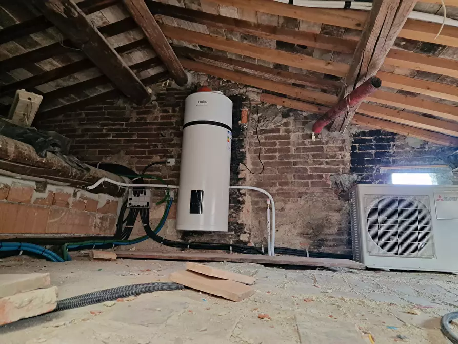 Immagine 30 di Trilocale in vendita  in Via Camillo Benso Conte di Cavour 73 a Torrita Di Siena