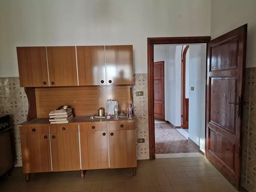 Immagine 7 di Pentalocale in vendita  in Via dei Partigiani 57 a Castiglione Del Lago