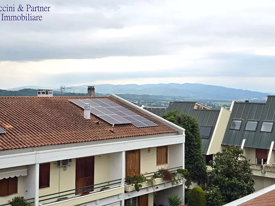 Immagine 59 di Villetta a schiera in vendita  in Via della Filarmonica 33 a Perugia