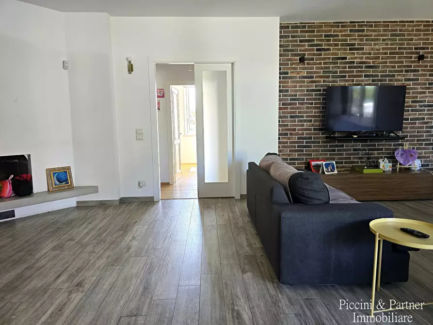 Immagine 11 di Villa in vendita  in Località Bertoni a Castiglione Del Lago