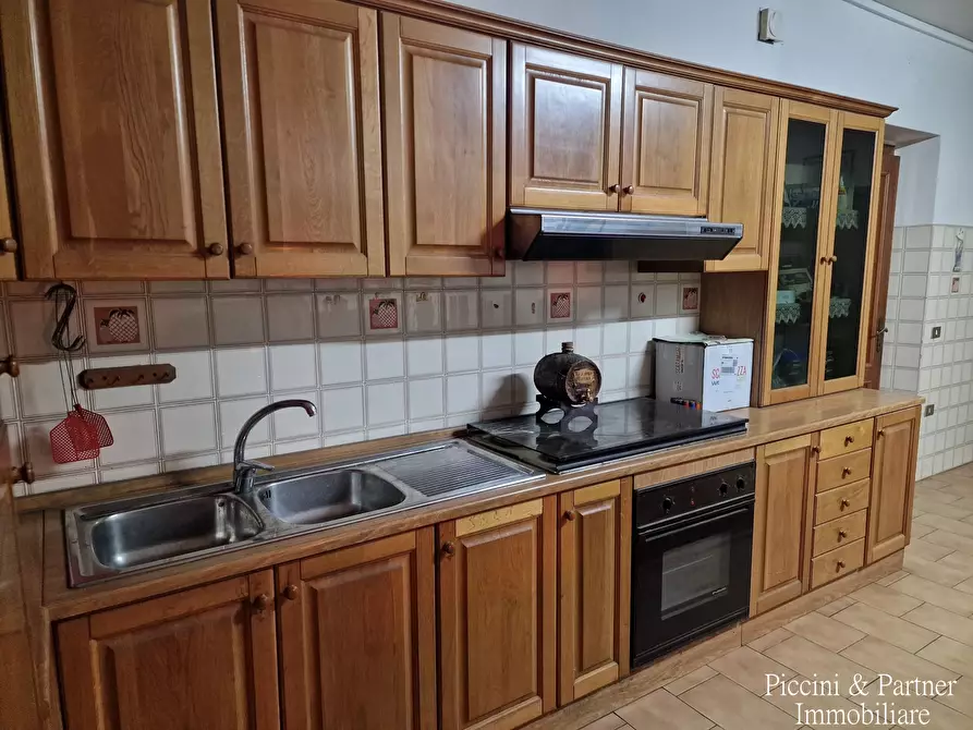 Immagine 45 di Casa bifamiliare in vendita  in Viale Ranchi 2 a Umbertide