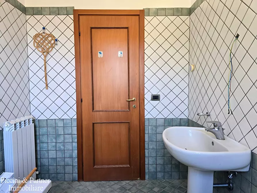 Immagine 38 di Villetta a schiera in vendita  in Via della Madonnina 30 a Torrita Di Siena