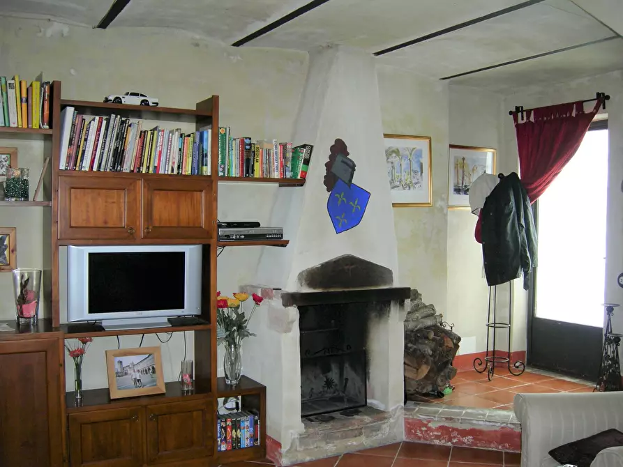 Immagine 21 di Rustico / casale in vendita  in 33CF+W9 Castiglione del Lago PG, Italia a Castiglione Del Lago