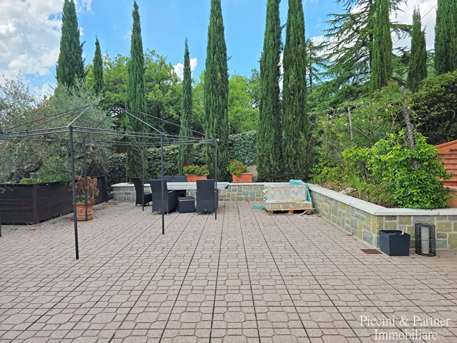 Immagine 9 di Villa in vendita  in Via Marzabotto 11 a Magione