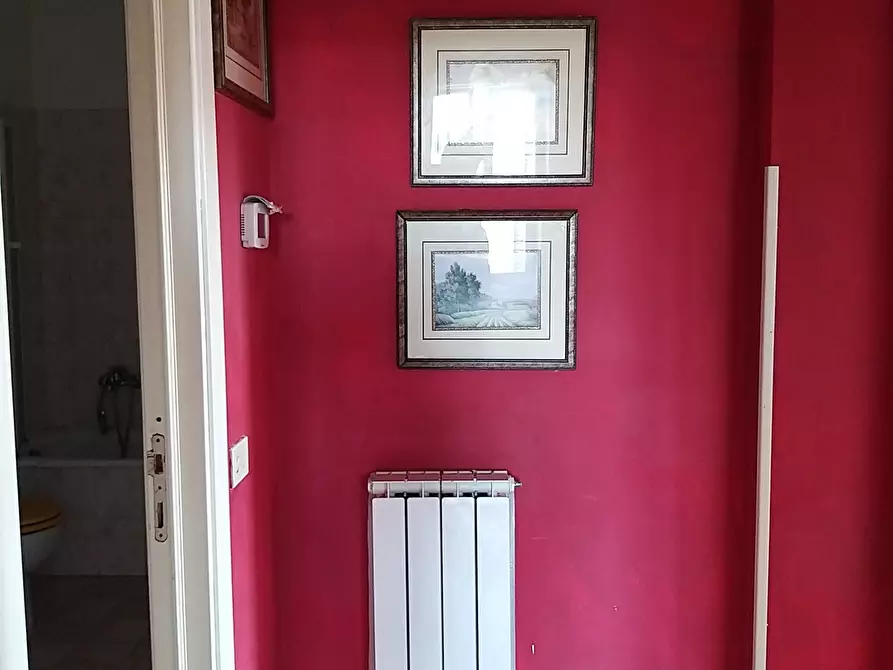 Immagine 18 di Trilocale in vendita  in Piazza Balilla 11 a Castiglione Del Lago