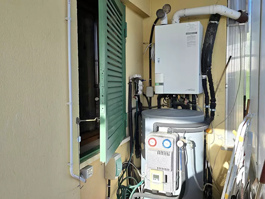 Immagine 24 di Porzione di casa in vendita  in Via dei Narcisi 39 a Perugia