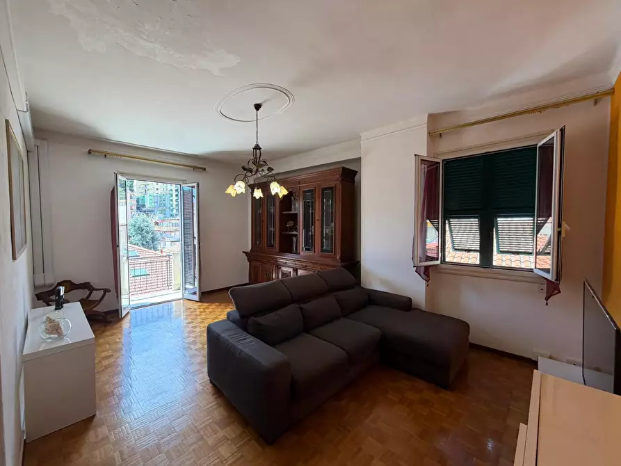 Immagine 5 di Quadrilocale in vendita  in Via Martiri della Libertà 330 a San Remo