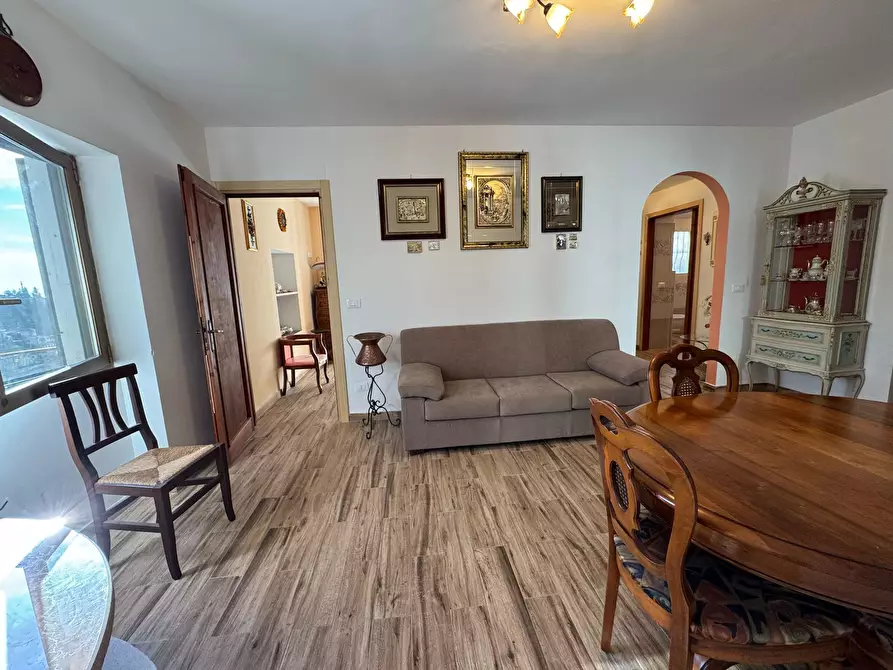 Immagine 8 di Quadrilocale in vendita  in Via Duca degli Abruzzi 182 a San Remo