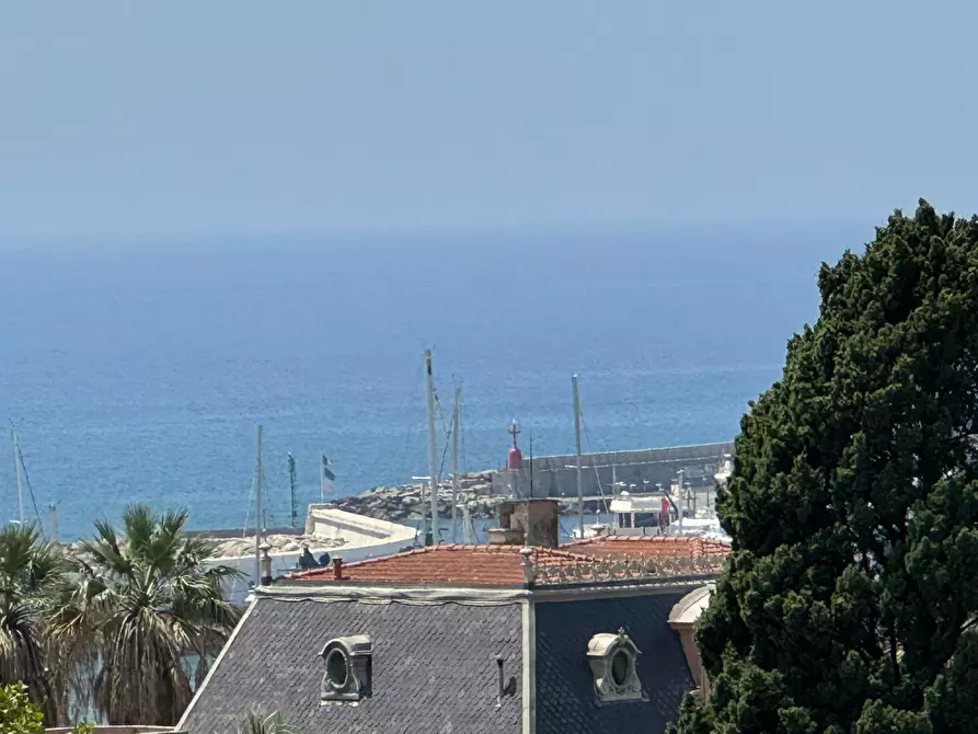 Immagine 3 di Pentalocale in vendita  in Strada San Martino a San Remo