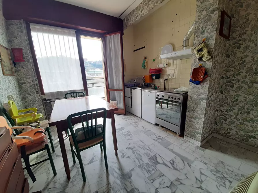 Immagine 15 di Trilocale in vendita  in Strada Borgo Tinasso 81 a San Remo