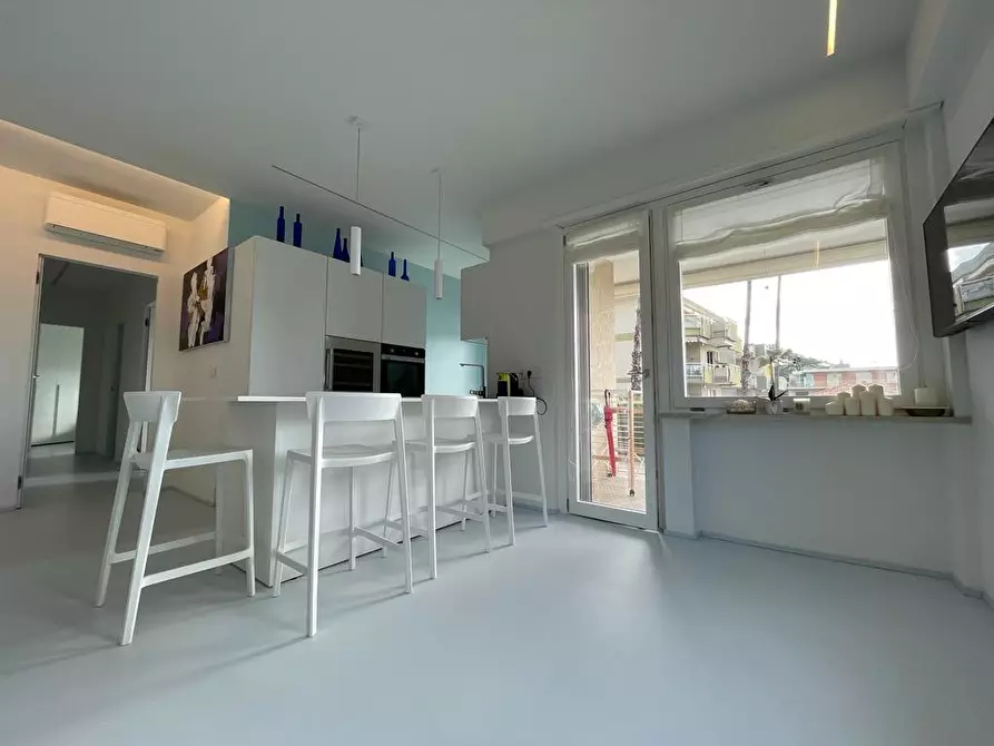 Immagine 14 di Trilocale in vendita  in Corso Giuseppe Mazzini 181 a San Remo