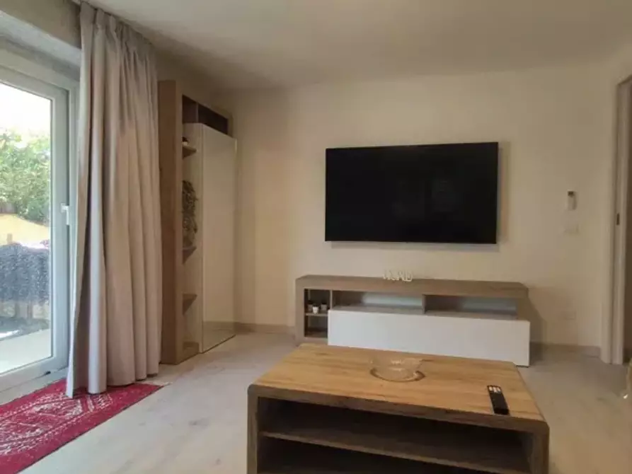 Immagine 2 di Appartamento in affitto  in Via della Gronda a Camaiore