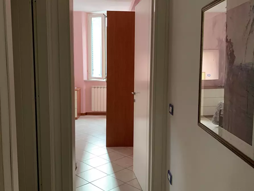 Immagine 30 di Casa semindipendente in affitto  a Viareggio
