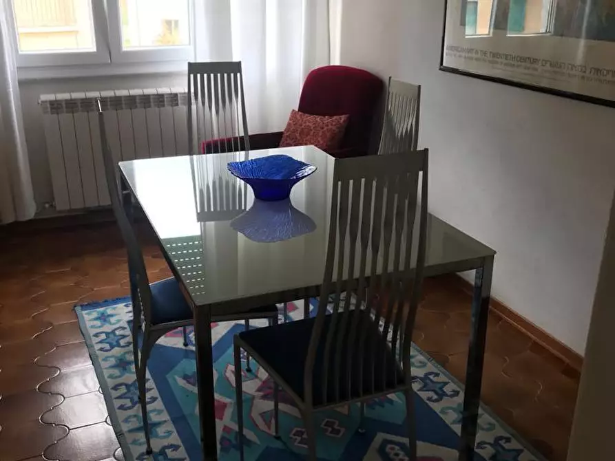 Immagine 27 di Quadrilocale in affitto  a Pietrasanta