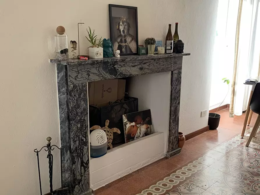 Immagine 6 di Bilocale in affitto  a Pietrasanta