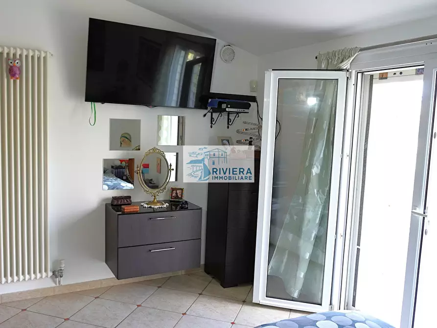 Immagine 26 di Villa in vendita  in Via Giulio Cesare 2 a Santo Stefano Al Mare