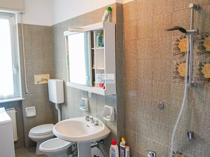 Immagine 23 di Bilocale in vendita  in Via Aurelia Ponente 102 Bis a Santo Stefano Al Mare