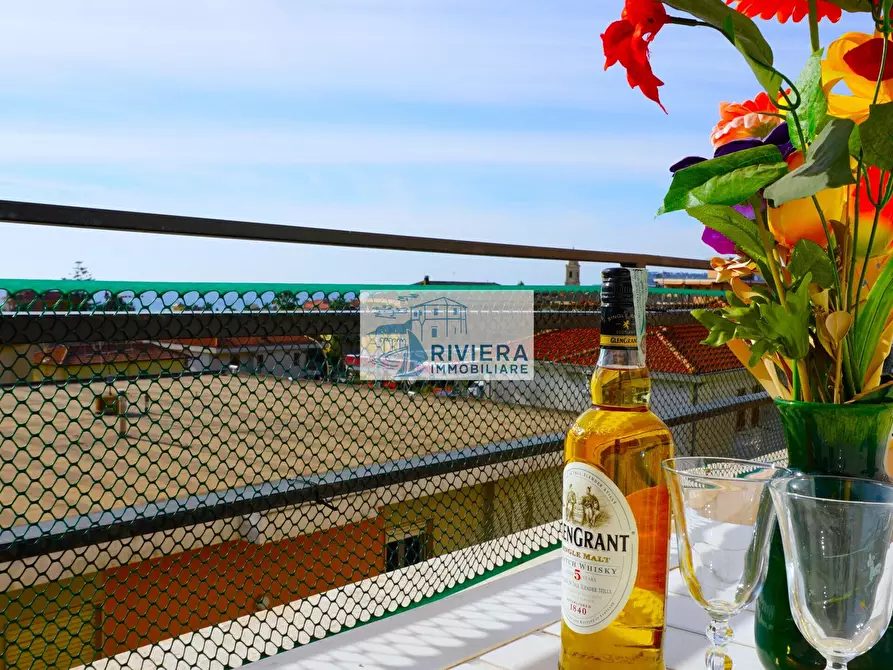 Immagine 39 di Quadrilocale in vendita  in via doneghi a Santo Stefano Al Mare