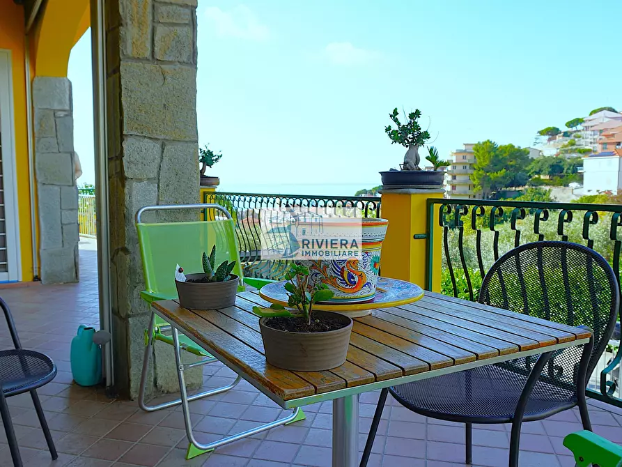 Immagine 7 di Villa in vendita  in Via Giulio Cesare 2 a Santo Stefano Al Mare