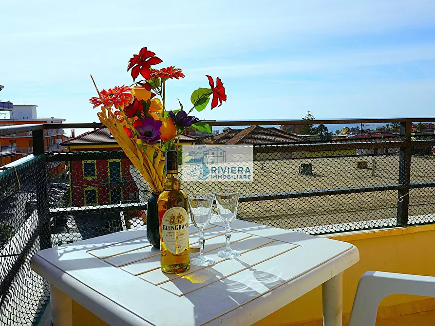 Immagine 5 di Quadrilocale in vendita  in via doneghi a Santo Stefano Al Mare