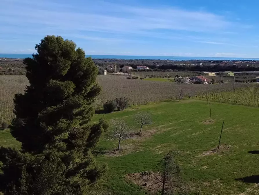 Immagine 33 di Rustico / casale in vendita  in C.DA SAN GIACOMO 39 a Rocca San Giovanni