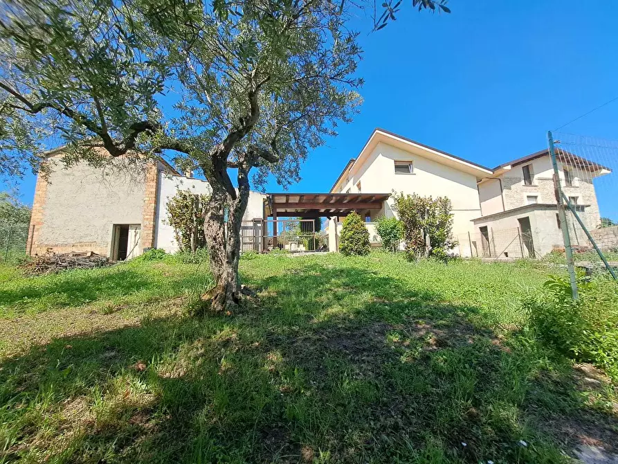 casa indipendente in vendita a Lanciano in zona Follani