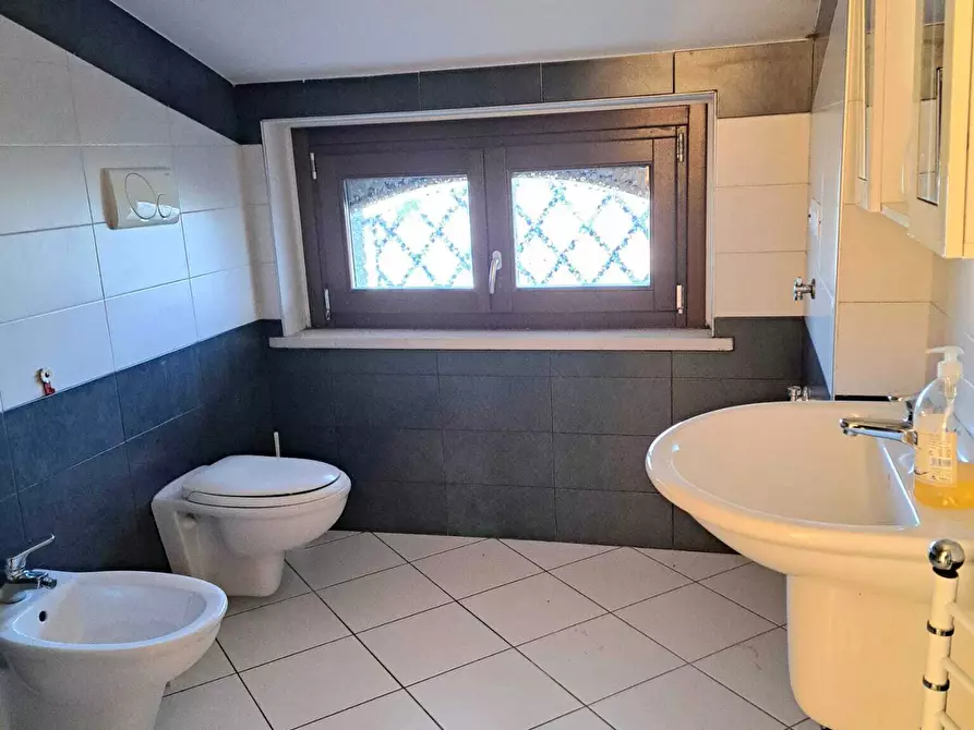 Immagine 35 di Villetta a schiera in vendita  in Via Provinciale della Rocca 44 a Santa Maria Imbaro