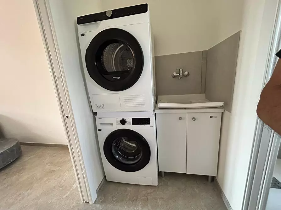 Immagine 22 di Pentalocale in vendita  a Treglio