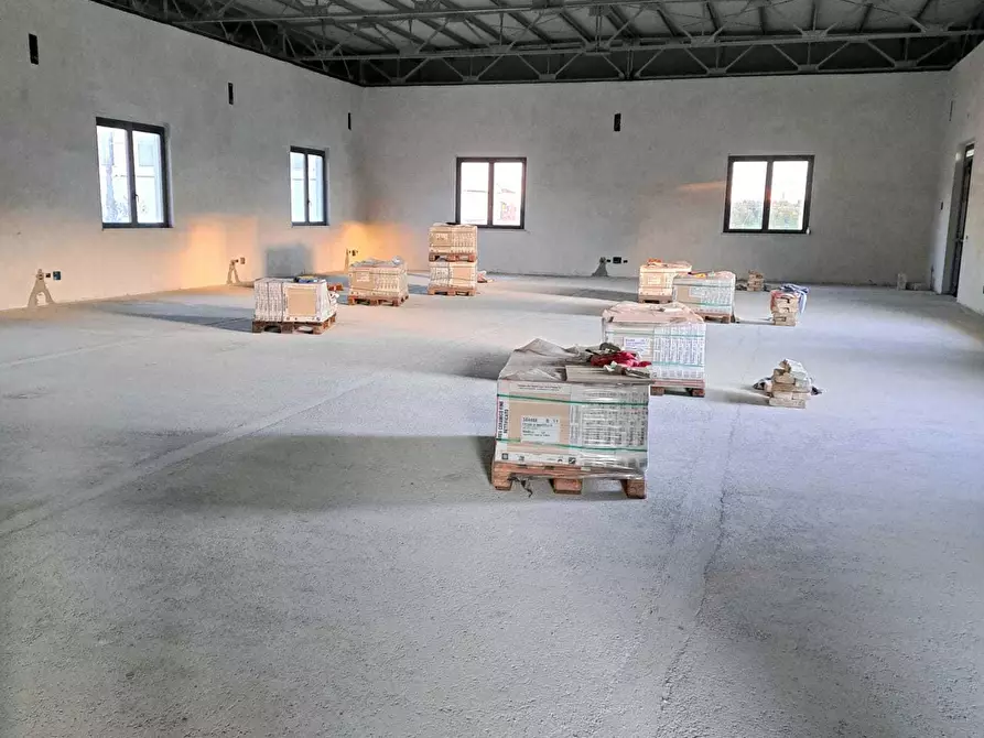 Immagine 6 di Capannone industriale in affitto  in via san rocco 64 a San Vito Chietino