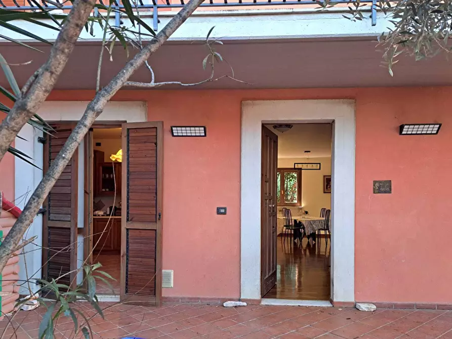 Immagine 4 di Villa in vendita  in Via del Mare 200 a Lanciano
